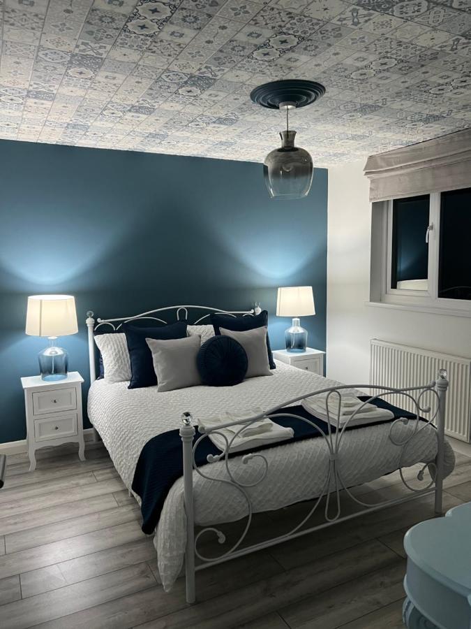 Ferienhaus Stylish 3 Bedroom Seaside Escape - Newly Renovated Paignton